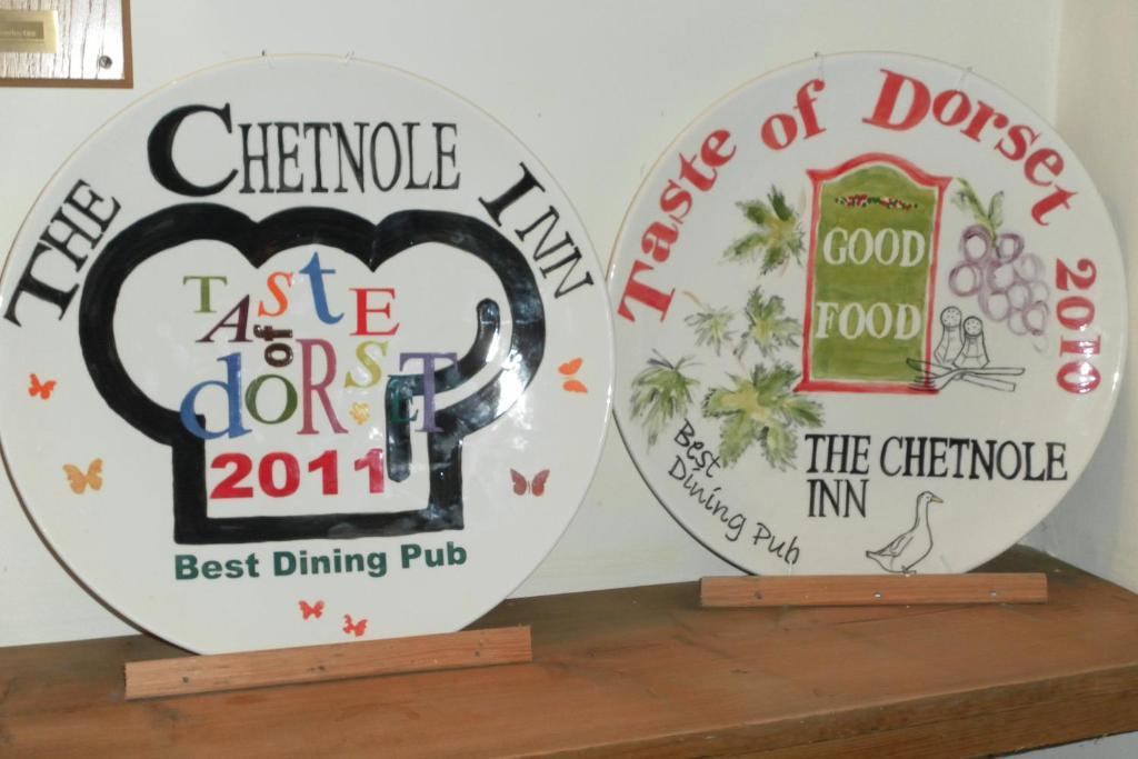 The Chetnole Inn Extérieur photo